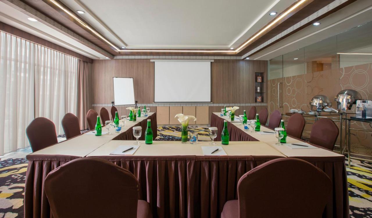 Hotel Grandhika Iskandarsyah Jakarta Exterior photo