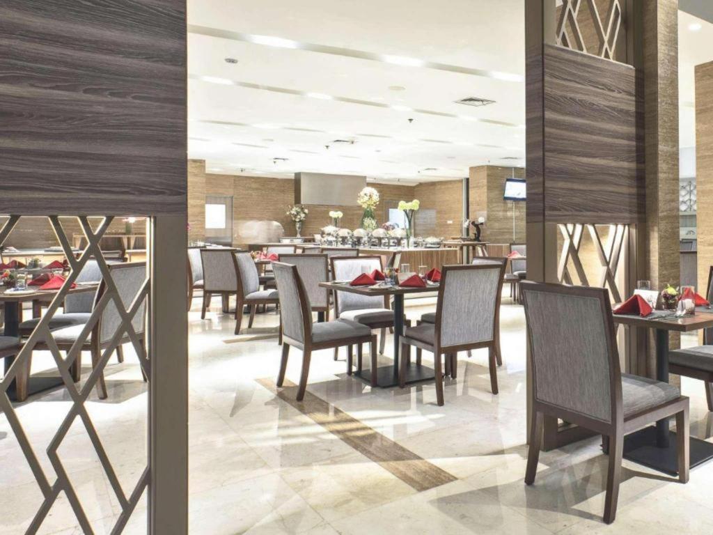Hotel Grandhika Iskandarsyah Jakarta Exterior photo