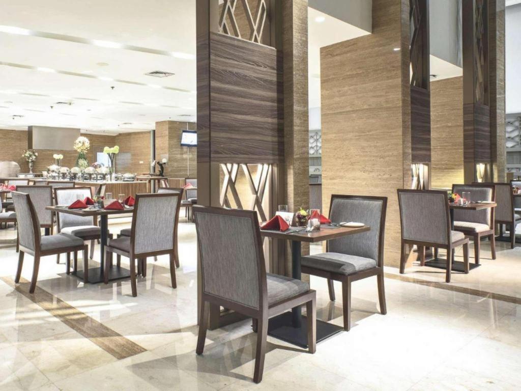 Hotel Grandhika Iskandarsyah Jakarta Exterior photo