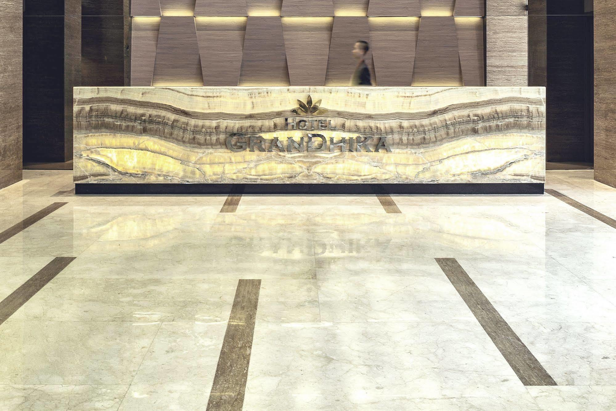 Hotel Grandhika Iskandarsyah Jakarta Exterior photo